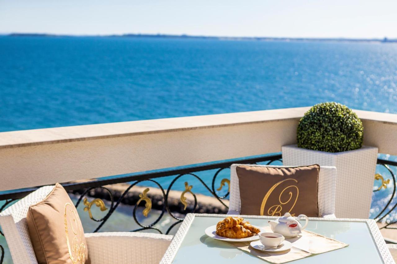Onyx Beach Residence - Free Parking & Beach Access Свети-Влас Экстерьер фото