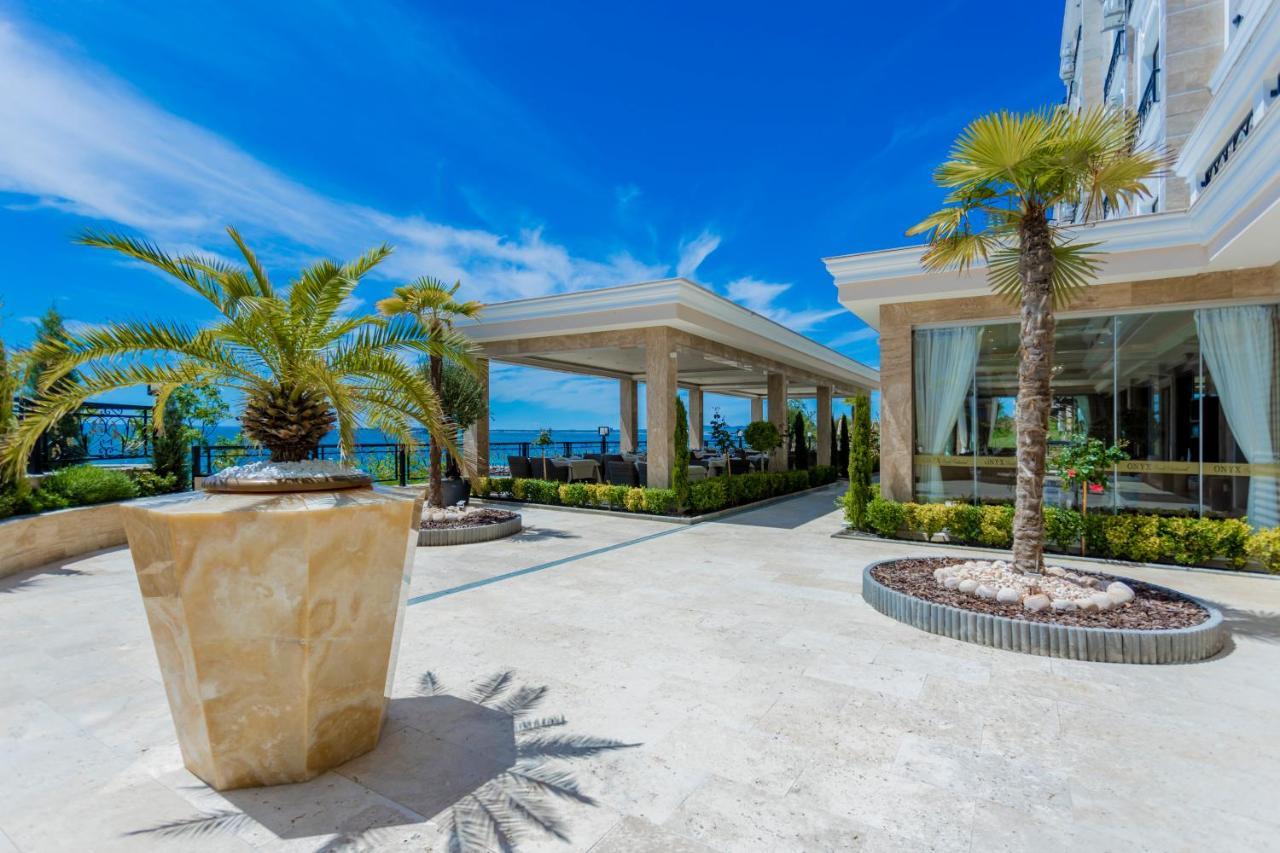Onyx Beach Residence - Free Parking & Beach Access Свети-Влас Экстерьер фото