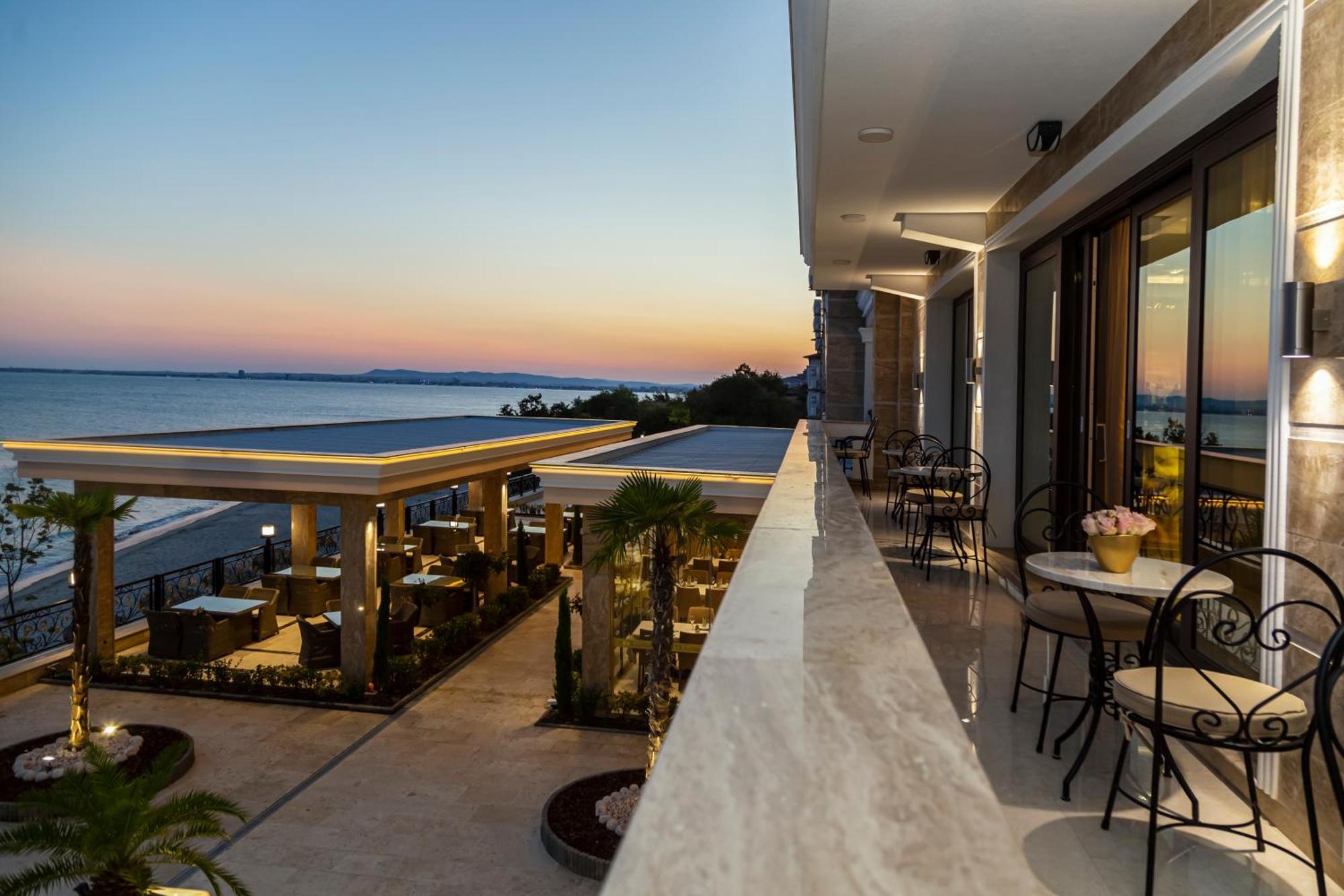 Onyx Beach Residence - Free Parking & Beach Access Свети-Влас Экстерьер фото